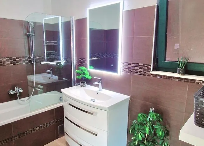 Ante 1 Hvar Center, Pool *