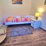 Ante 1 Hvar Center, Pool شقة