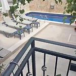 Ante 1 Hvar Center, Pool شقة هفار