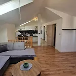 Ante 1 Hvar Center, Pool * هفار