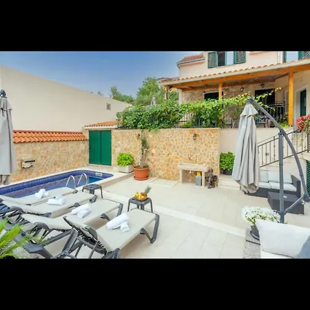 Апартаменты Ante 1 Hvar Center, Pool