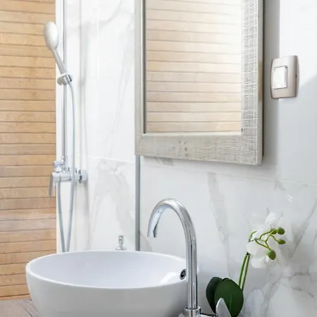 Ante 1 Апартаменты *