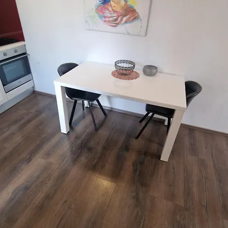 Ante 1 Apartment *