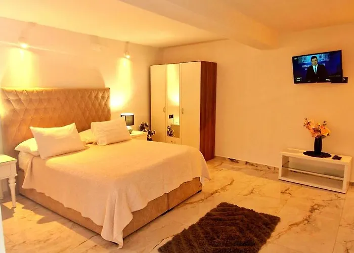 Ante 1 Hvar Center, Pool Appartement