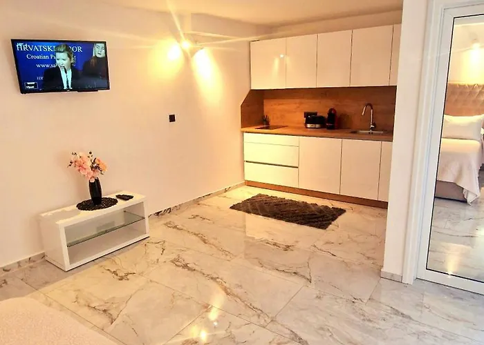 Appartement Ante 1 Hvar Center, Pool *