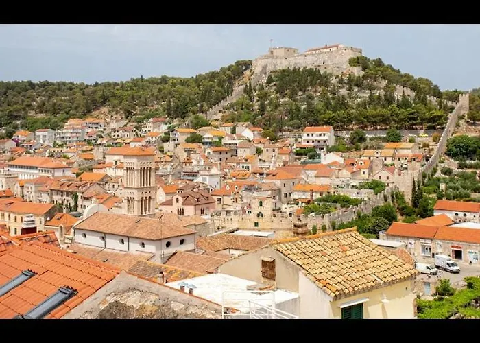 Ante 1 Hvar Center, Pool Appartement *