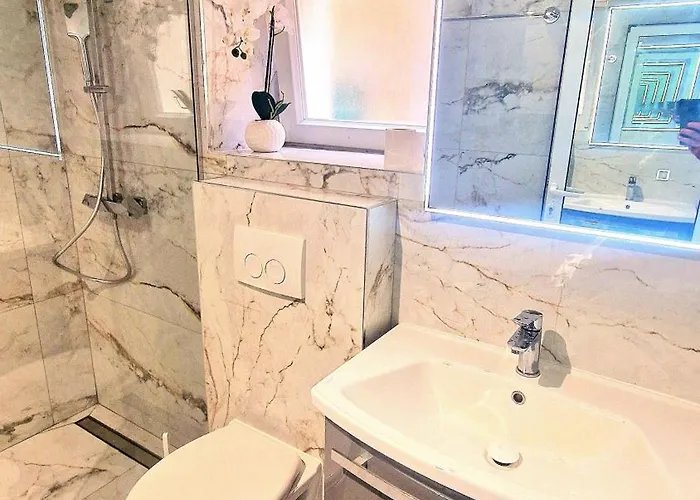 Ante 1 Hvar Center, Pool