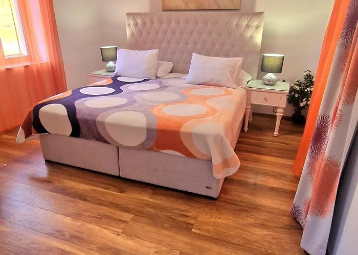 Ante 1 Hvar Center, Pool Appartement