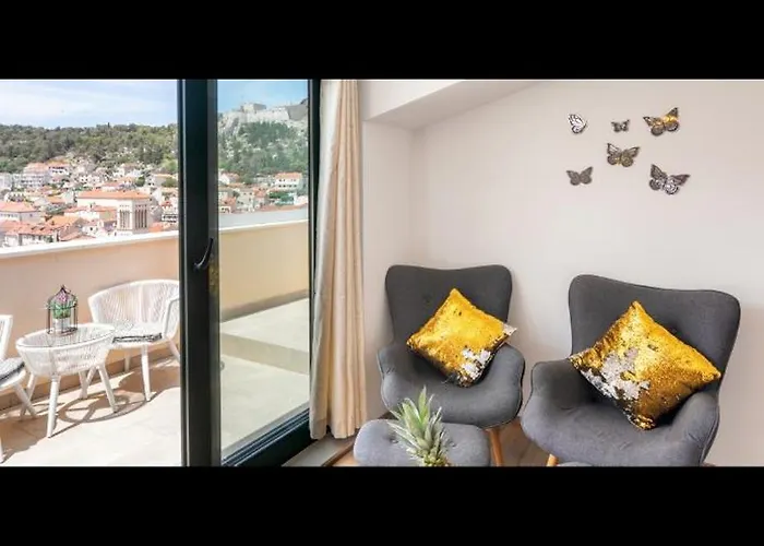 Ante 1 Hvar Center, Pool