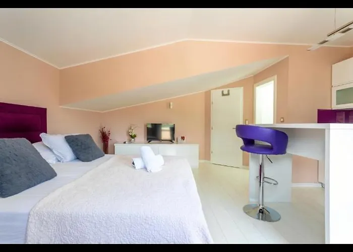 Ante 1 Hvar Center, Pool Appartement